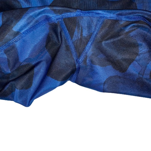 Lululemon Luxtreme Wunder Under Leggings Crops 2 - Picture 11 of 16